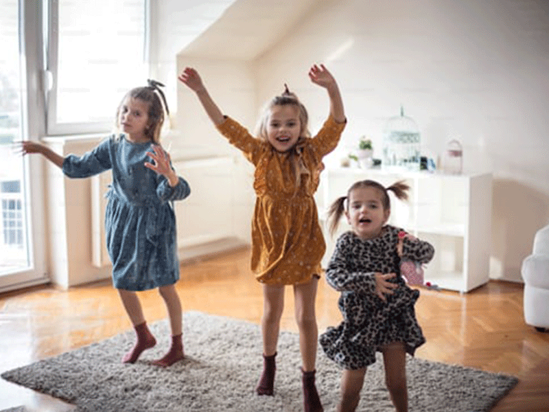 image of girls (under 3 years)