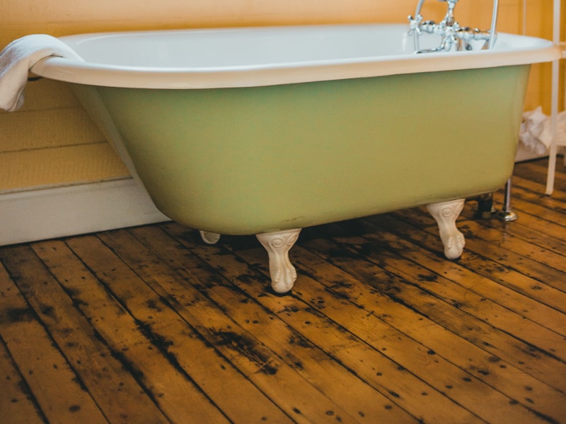 image of Bathroom Shelving